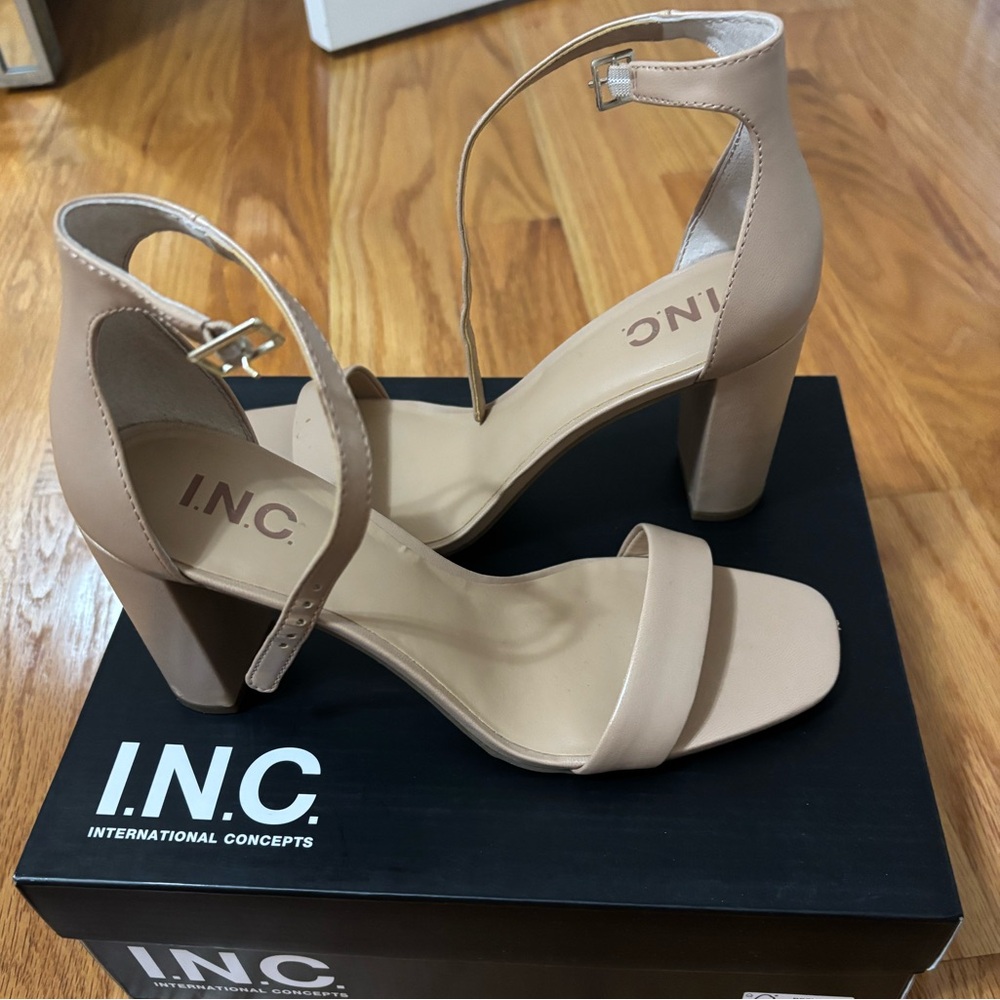I.N.C Lexini Heels Women